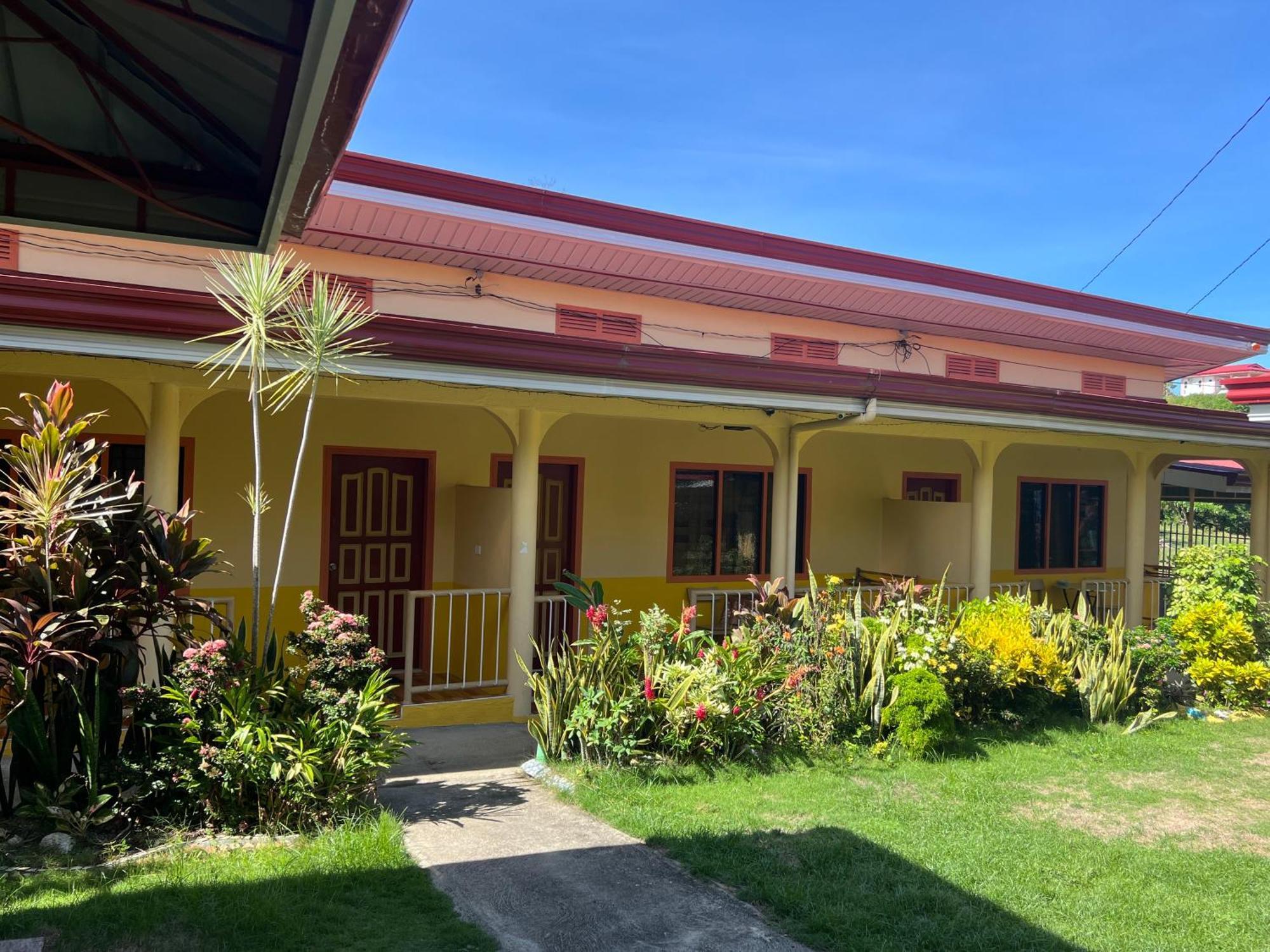 Uptown Guesthouse Siquijor Zewnętrze zdjęcie