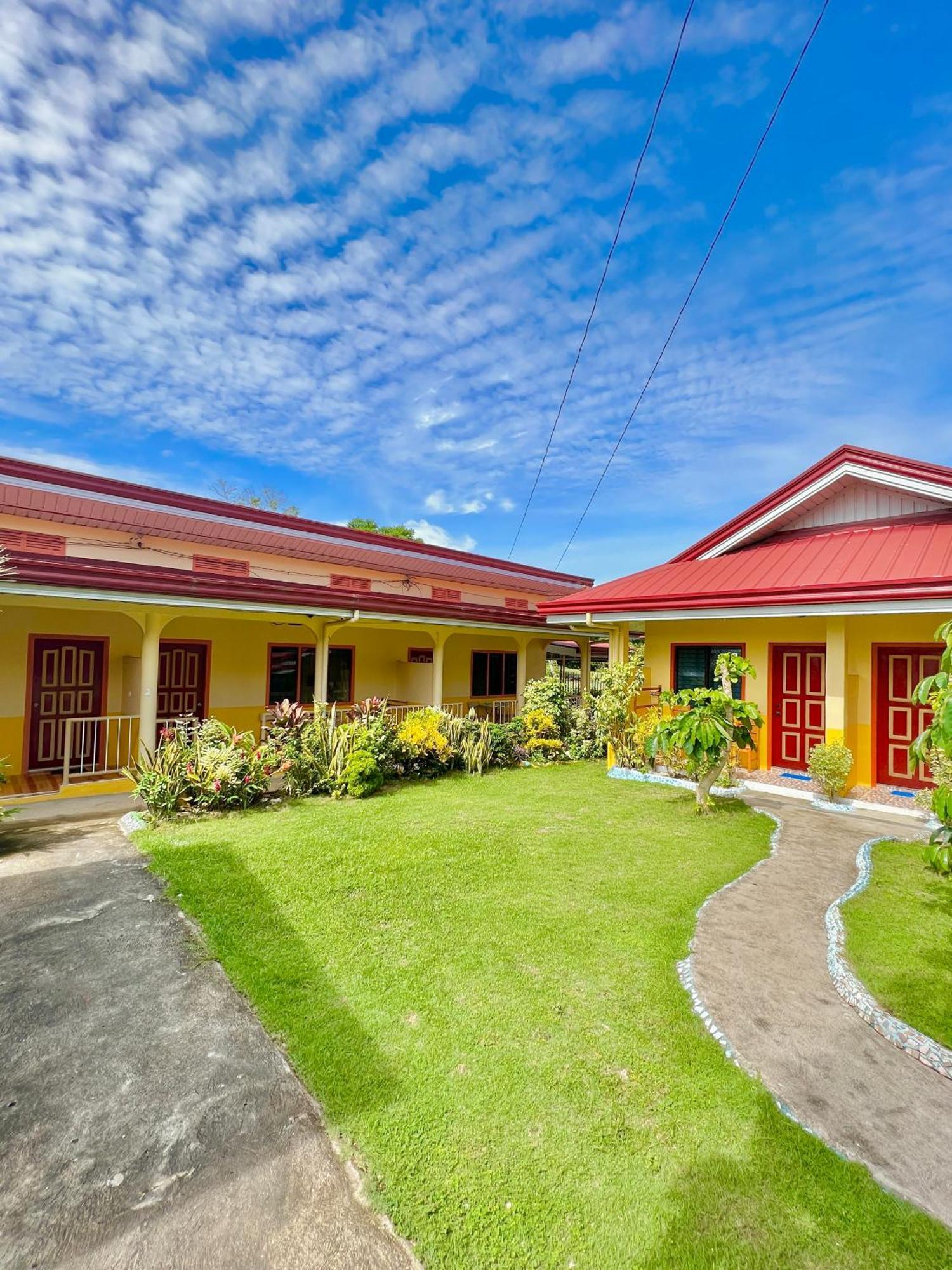 Uptown Guesthouse Siquijor Zewnętrze zdjęcie